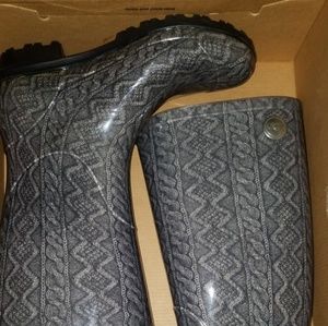 Size 5 UGG Rain Boots